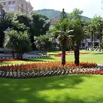 绿色花园公寓