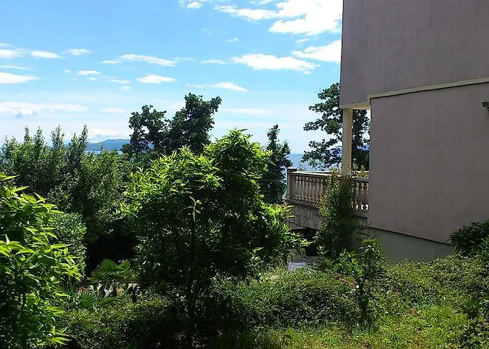 Apartment Garden Opatija