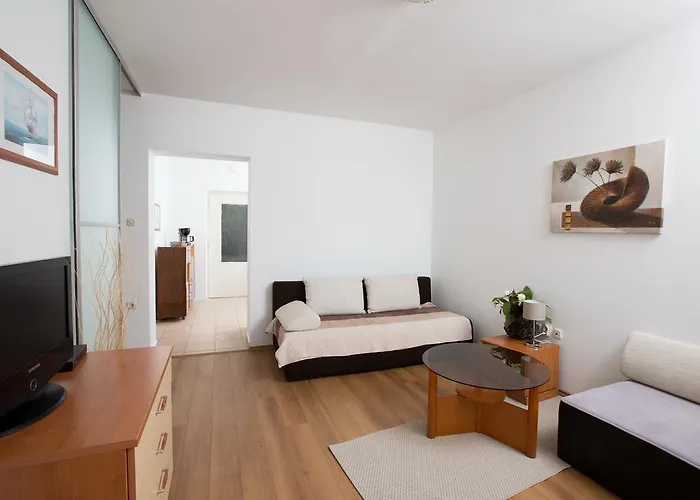 Garden Apartment