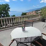 Apartament Garden *